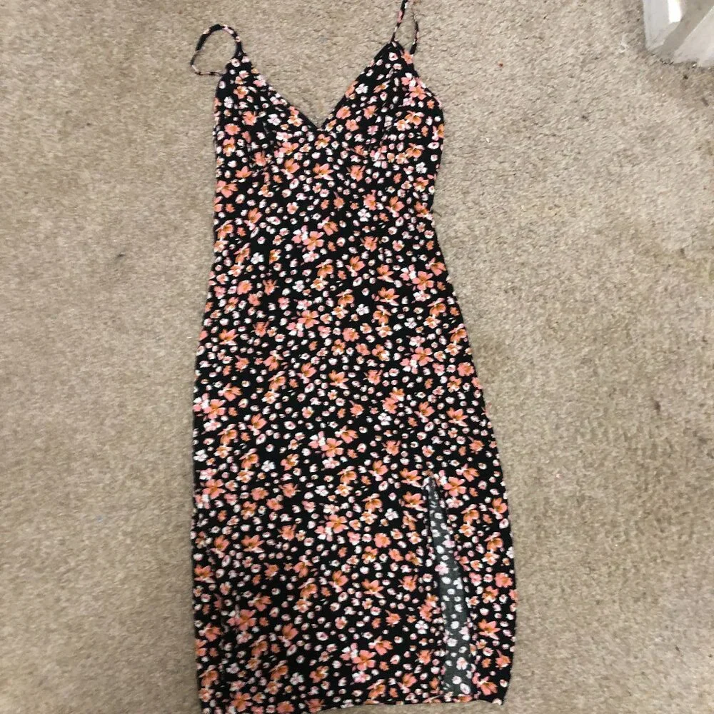 SheIn Floral Dress Size Small - Picture 2 of 7